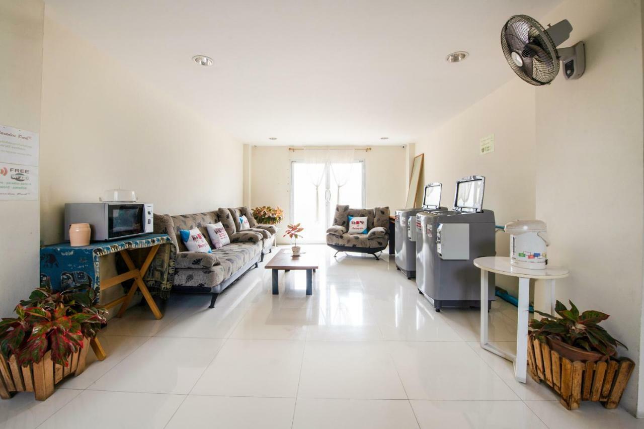 Oyo 306 Paradise Park Laemchabang Si Racha Exterior photo